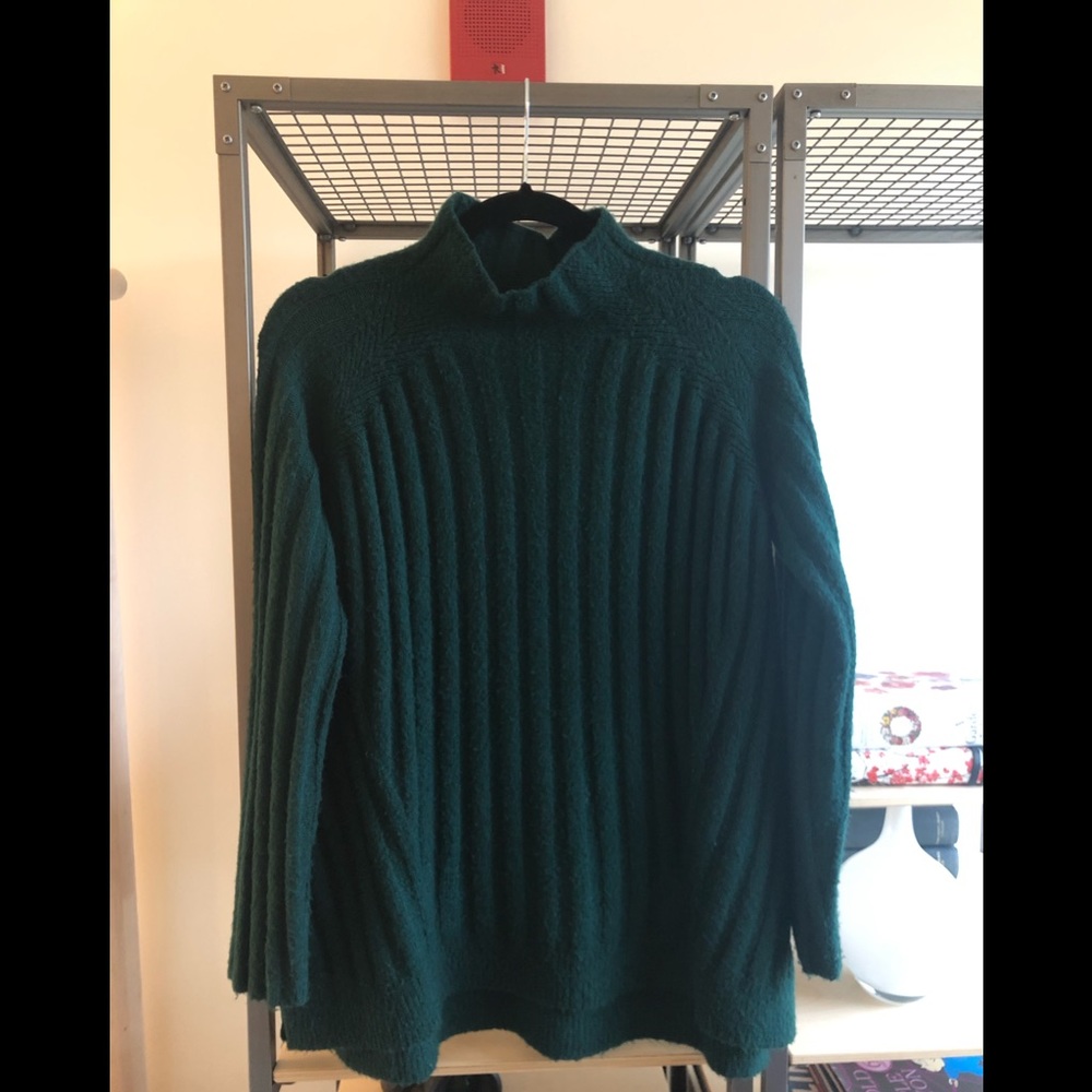 Medium to thick Sfera Sweater